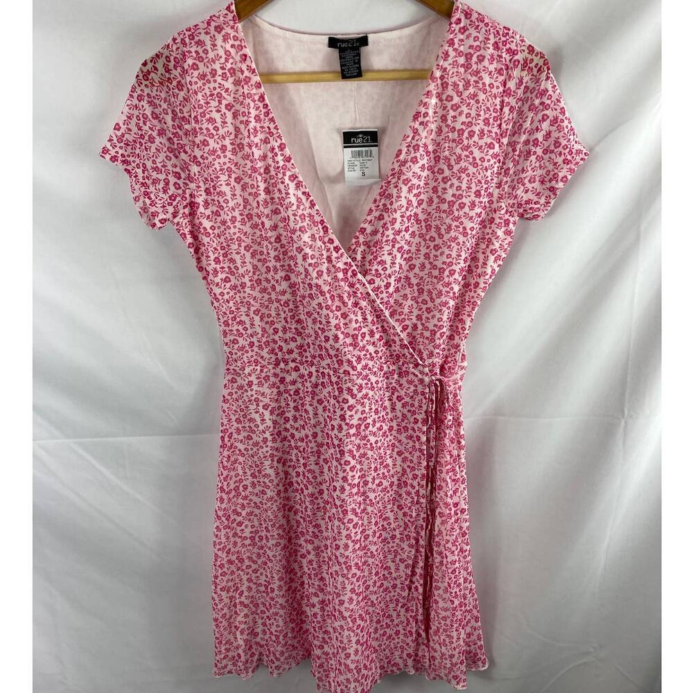 NWT Rue 21 Floral Faux Wrap Dress Small